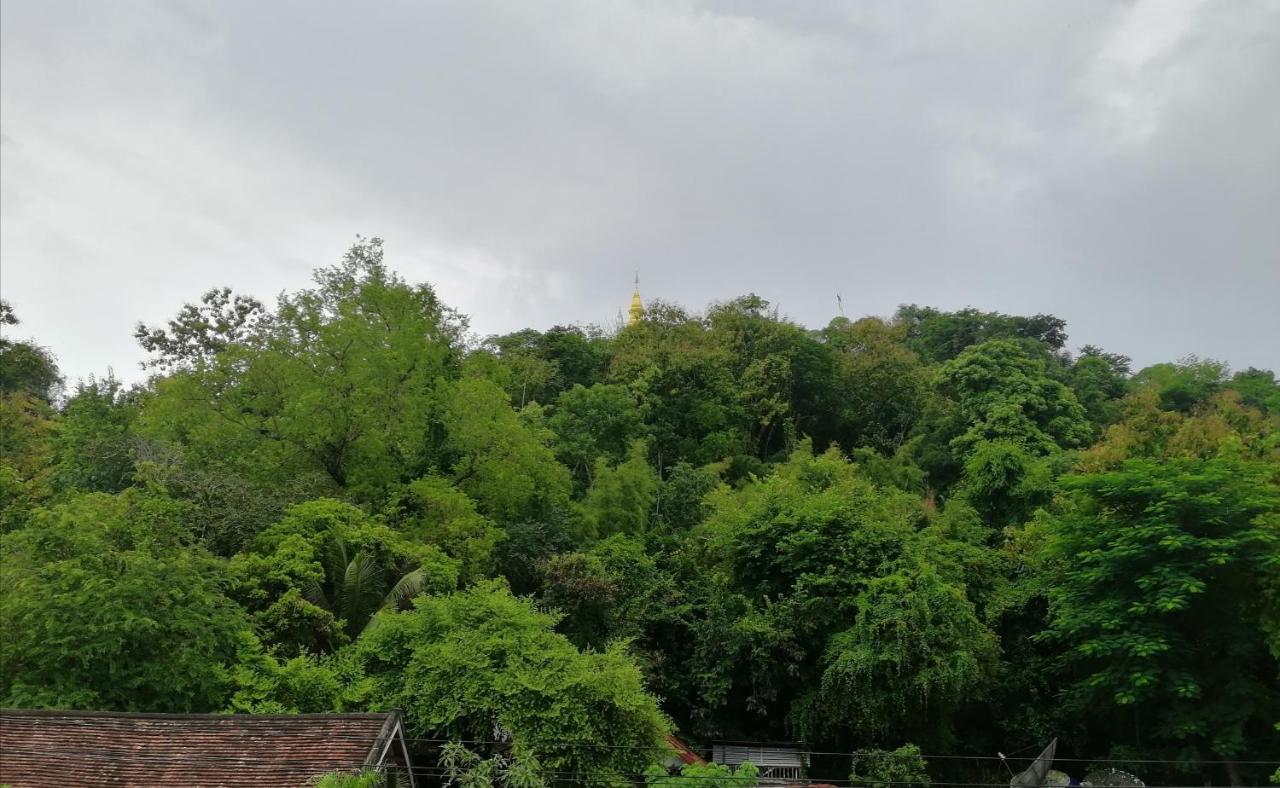 Villa Merry Lao Ban Aphay 琅勃拉邦 外观 照片